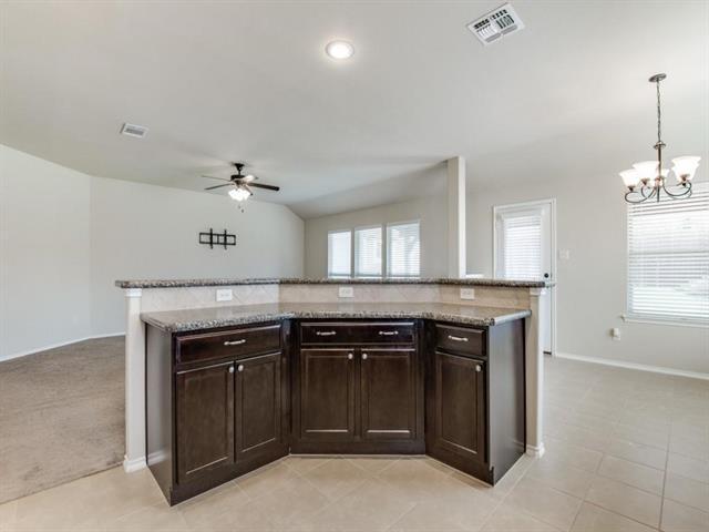 Building Photo - 1302 Riviera Dr