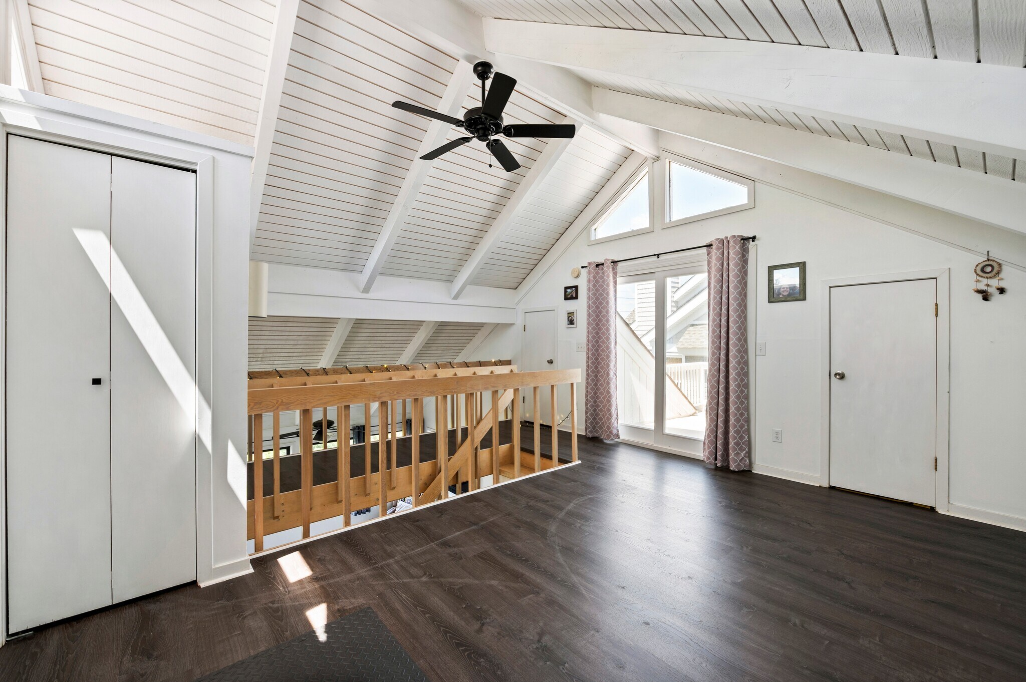 Building Photo - 8439 River Rd