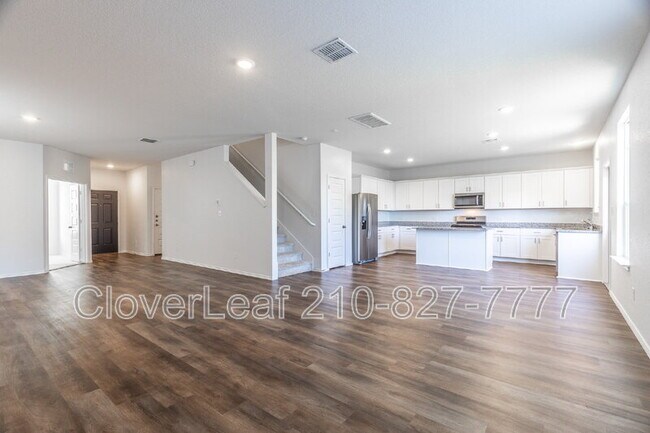 Building Photo - 165 Acorn Cir