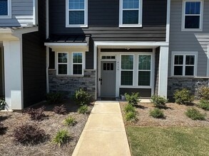Building Photo - 4139 Walking Ridge Rd