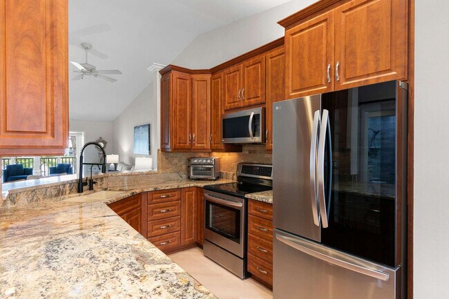 Building Photo - 893 Gulf Pavillion Dr