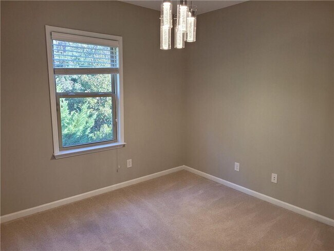 Building Photo - 108 Bradford Dr