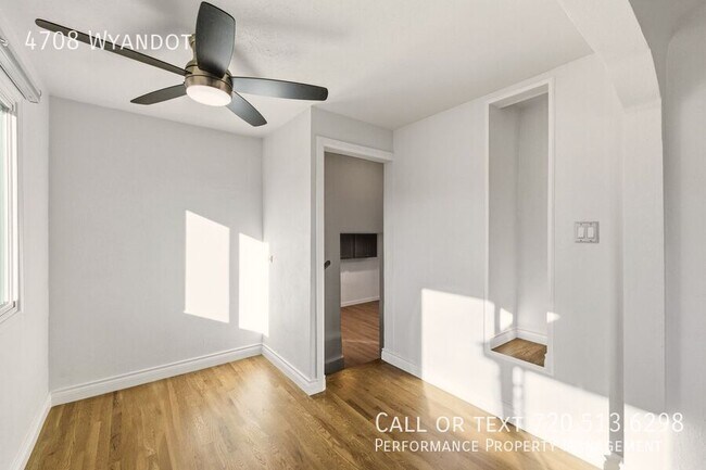 Building Photo - 4708 Wyandot St