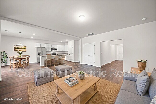 Building Photo - 3200 Polk and White Rd