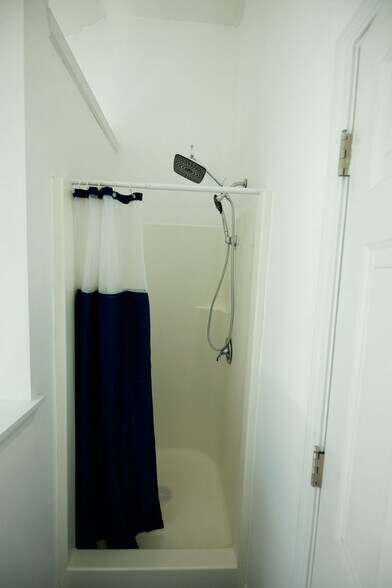 Building Photo - 6116 Citico River Ln