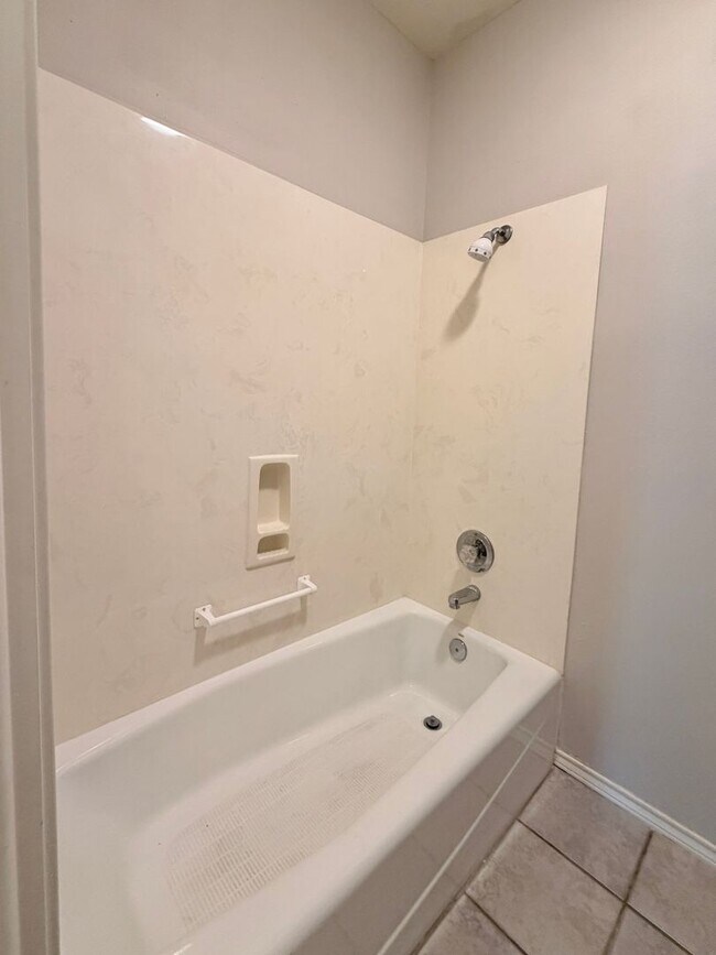 Building Photo - 6780 Braden Cir