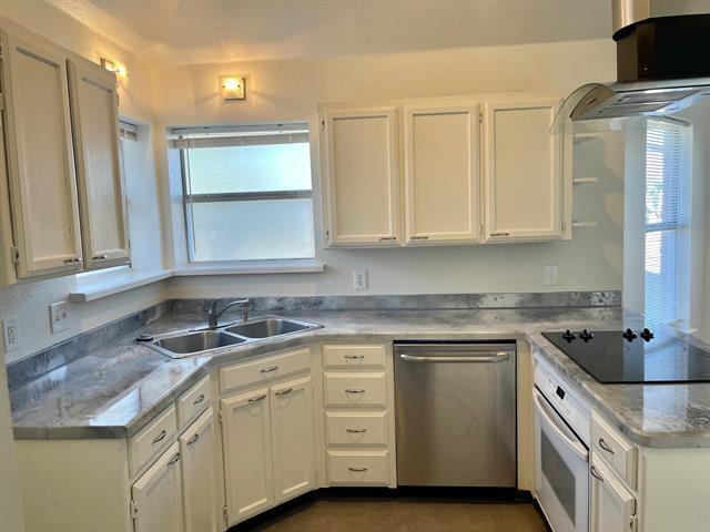 Building Photo - 517 Meadowcrest Dr
