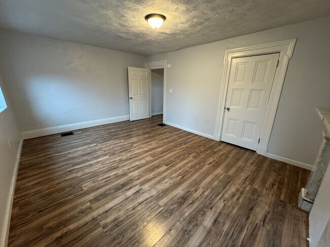 Building Photo - Charming 5BR Home in the Heart of Pittsburgh – Spacious, Stylish & Full of Character