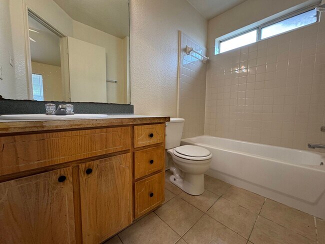 Building Photo - 4508 Mattie Dr