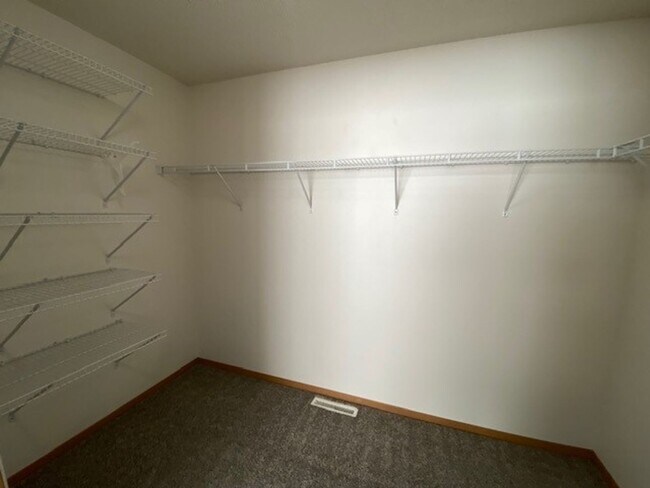 Building Photo - 6013 23rd St S