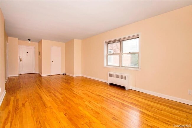 Building Photo - 330 S Broadway