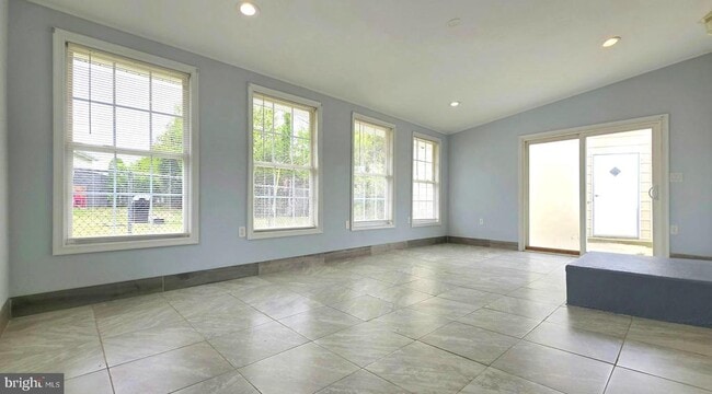 Building Photo - 361 David Hall Rd