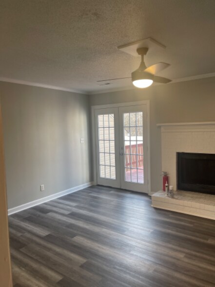 Building Photo - 1139 Glendale Dr