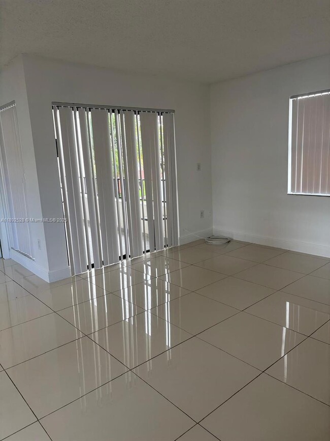 Building Photo - 10835 NW 7th St