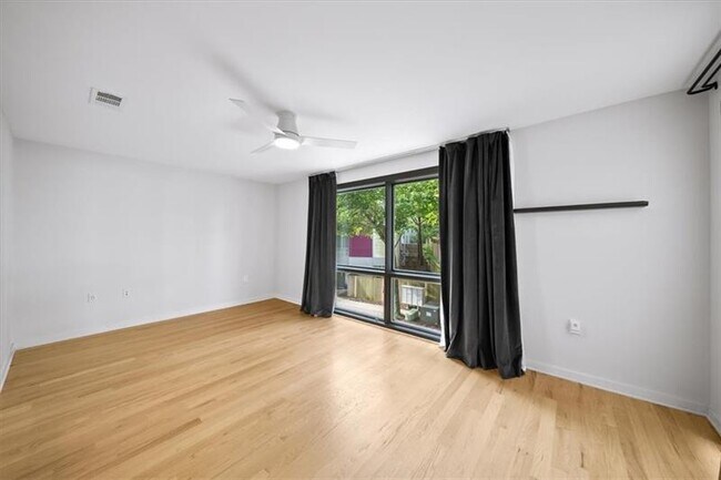 Building Photo - 1364 Rietveld Row NW