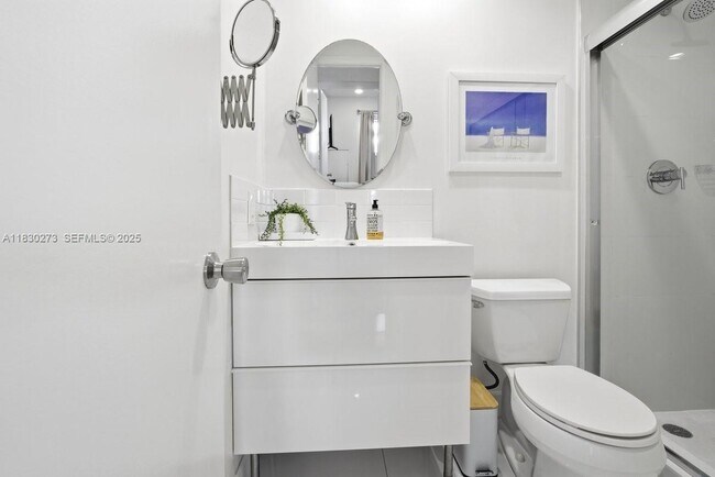 Building Photo - 1501 S Ocean Blvd