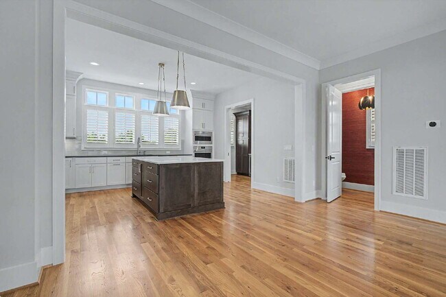 Building Photo - Townhome with Elevator at Park Station in Cary