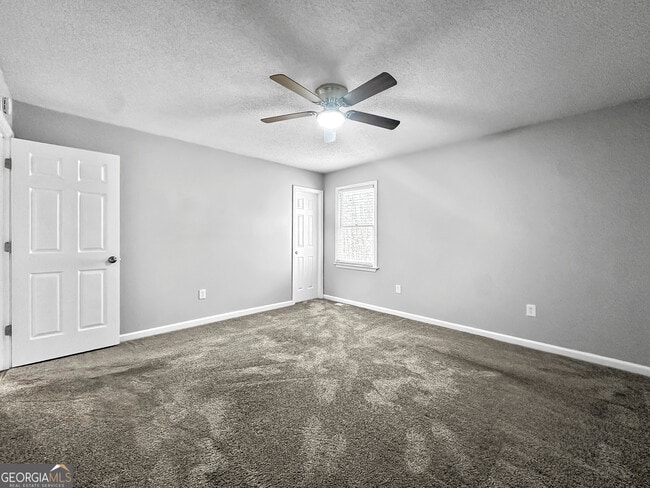 Building Photo - 209 Wesley Mill Ln