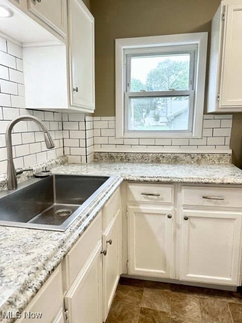 Building Photo - 422 W Smith Rd