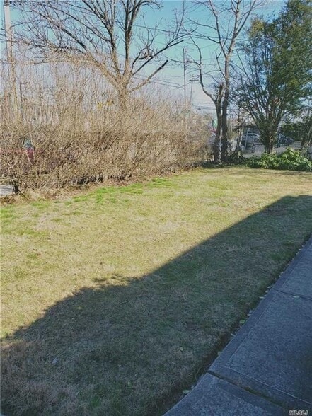 Building Photo - 2770 Academy St