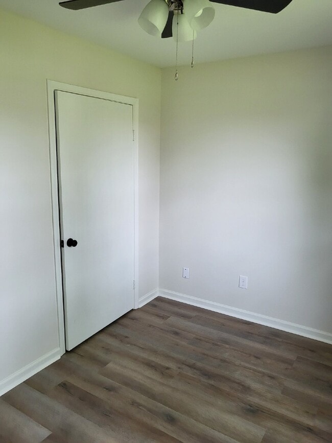 Building Photo - "Charming 3-Bed Home with Cozy 982 Sq. Ft. Living Space on Smith Avenue, Trumann!"