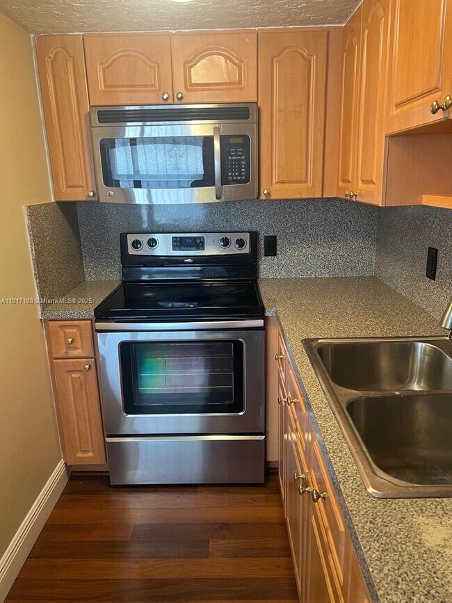 Building Photo - 5306 W 26th Ave