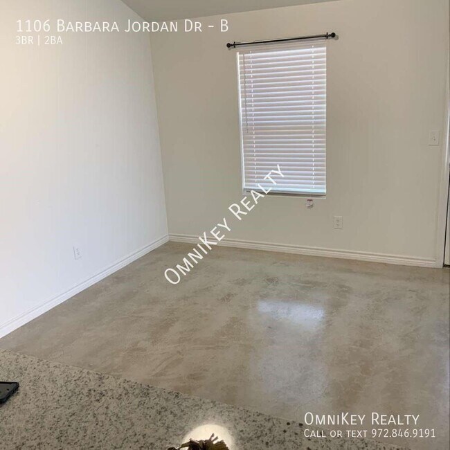 Building Photo - 1106 Barbara Jordan St