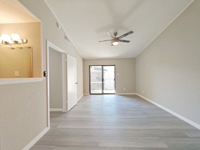 Building Photo - 8100 Cambridge St