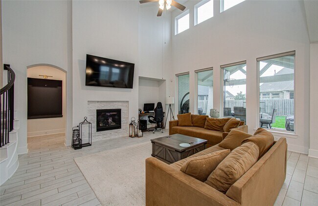 Building Photo - 4211 Limestone Terr