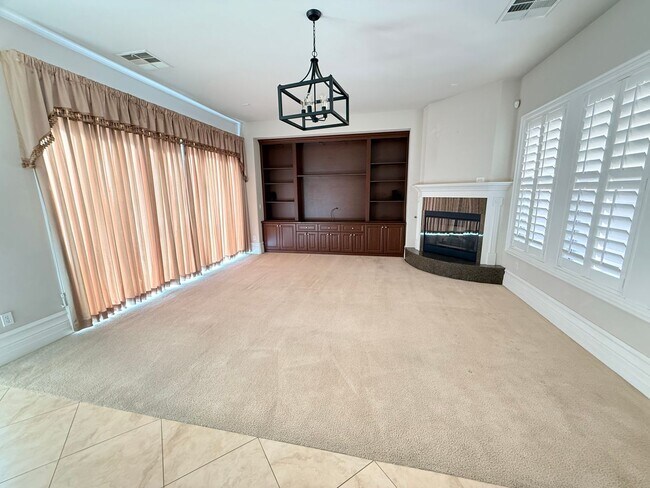 Building Photo - 464 Via Palermo Dr