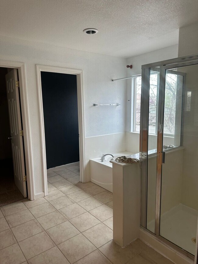 Building Photo - First 3 months offered at $2,495.00