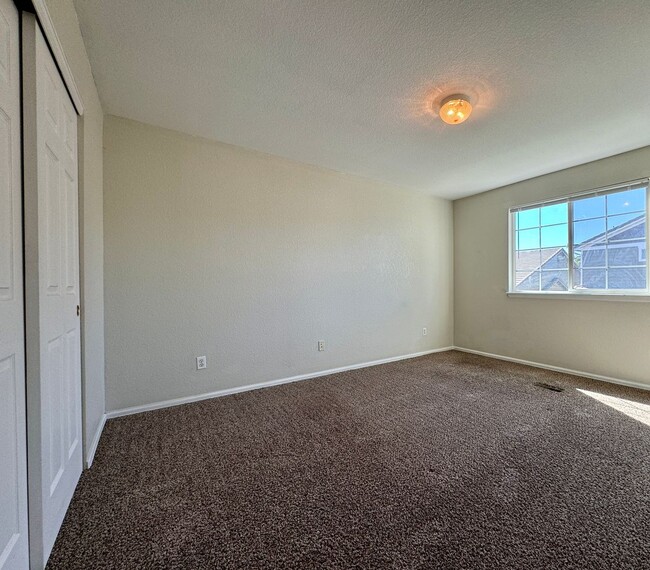 Building Photo - Newly updated 3 bedroom home in Commerce C...