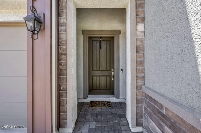 Building Photo - 2958 Saddle Peak Dr