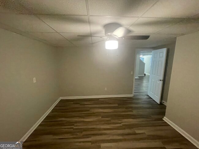Building Photo - 310 Harris Manor Dr SW