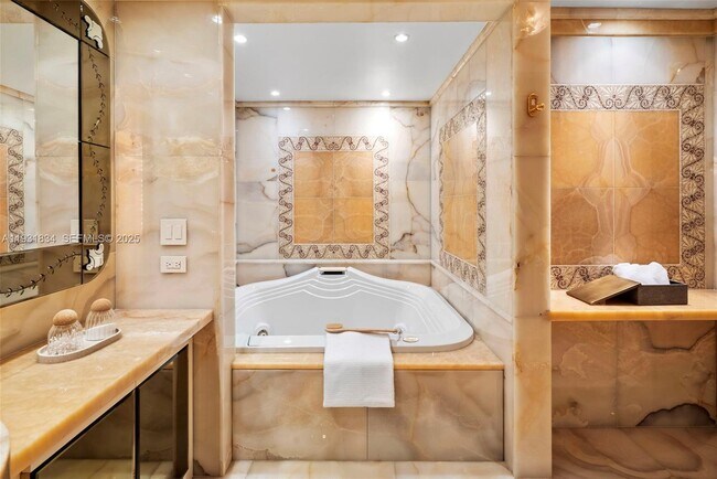 Building Photo - 7471 Fisher Island Dr