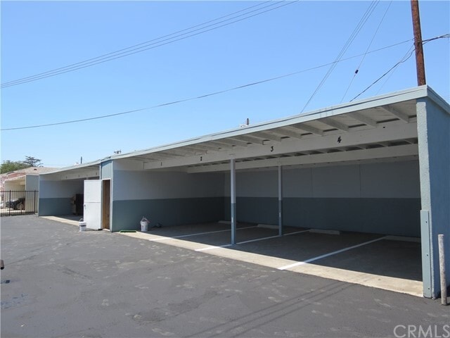 Building Photo - 10809 Elliott Ave