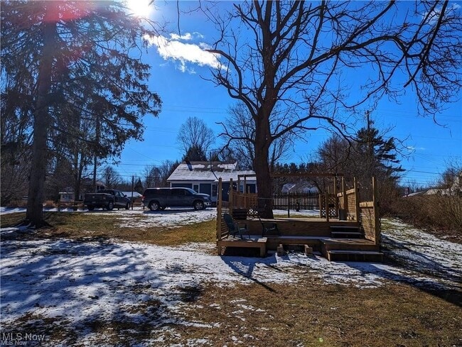 Building Photo - 6719 N Ridge Rd E