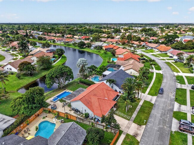 Building Photo - 9592 Majestic Way