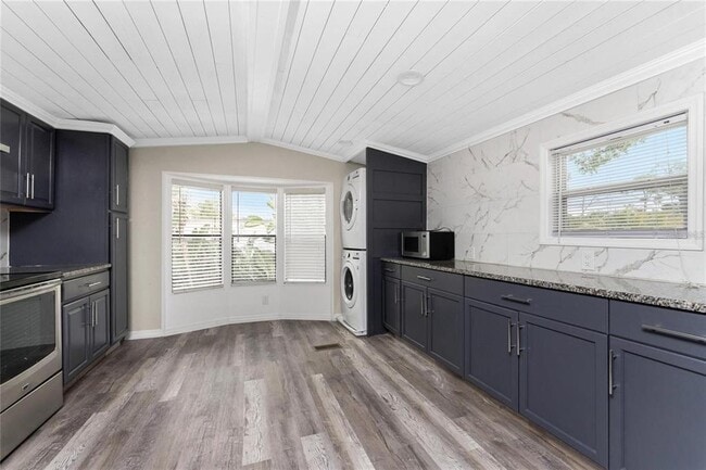 Building Photo - 15430 Olive Cir