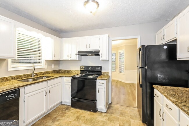 Building Photo - 4105 Casa Verde Dr