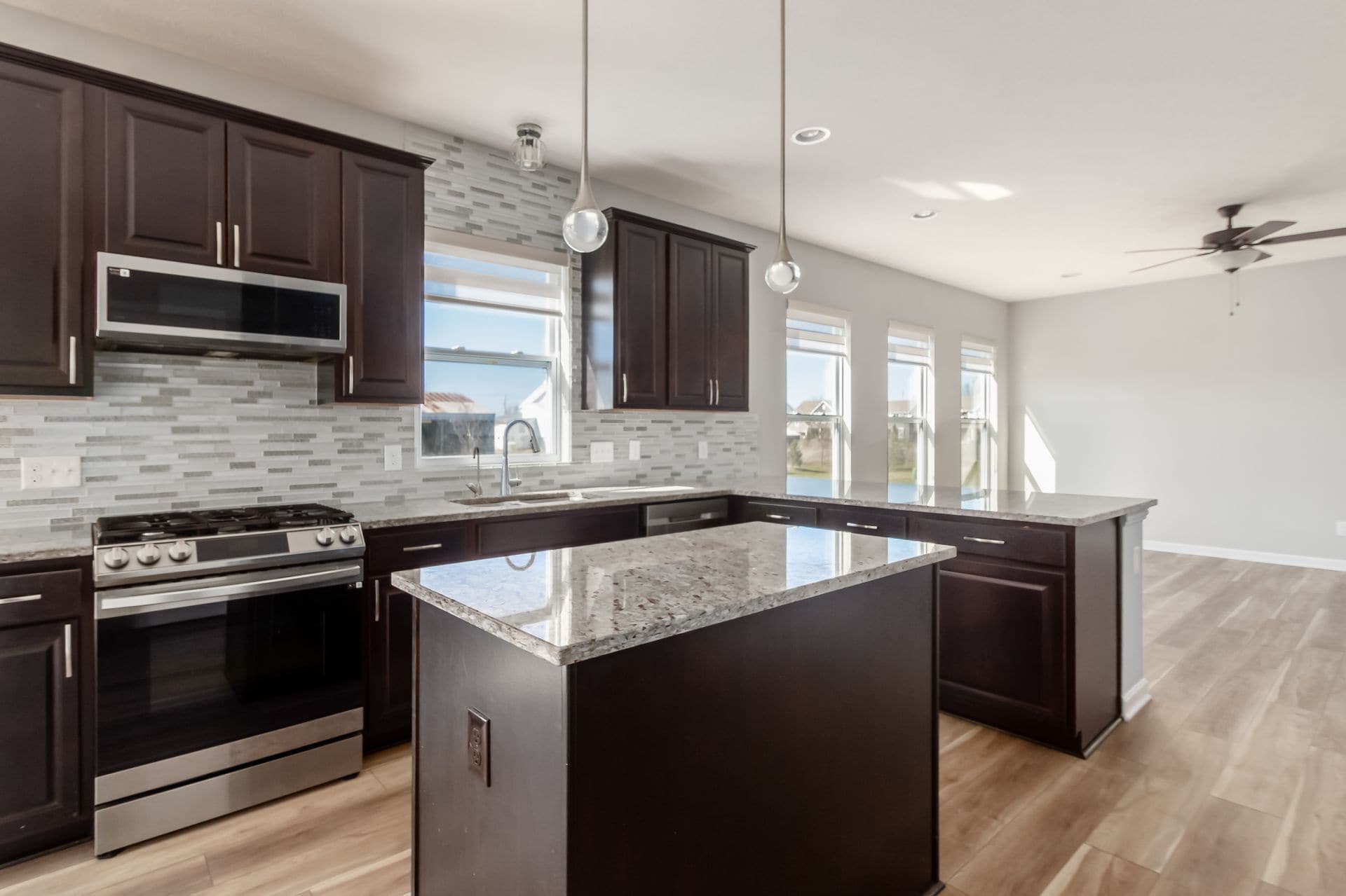 Building Photo - 6688 Constitution Way