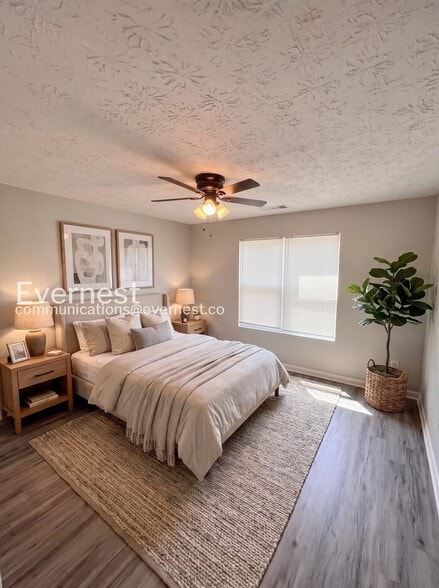 Building Photo - 1408 Creek View Dr