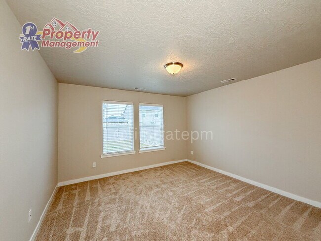 Building Photo - 11398 W Belgrave St