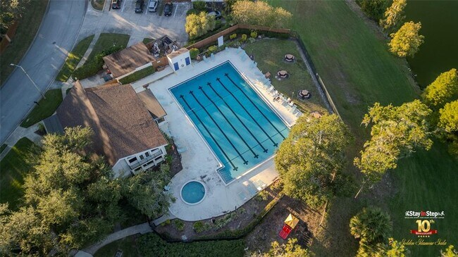 Building Photo - 14615 Daybreak Dr
