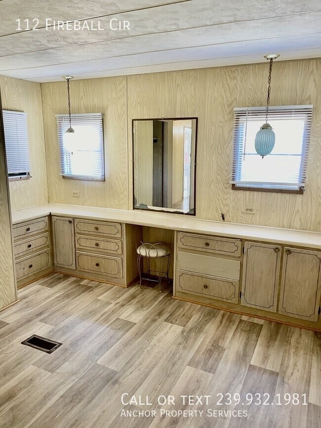 Building Photo - 112 Fireball Cir