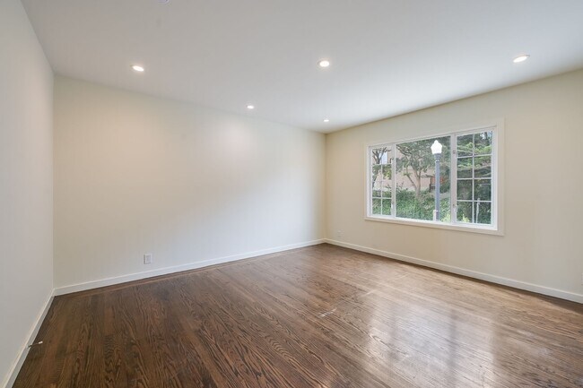 Building Photo - 4058 20th St