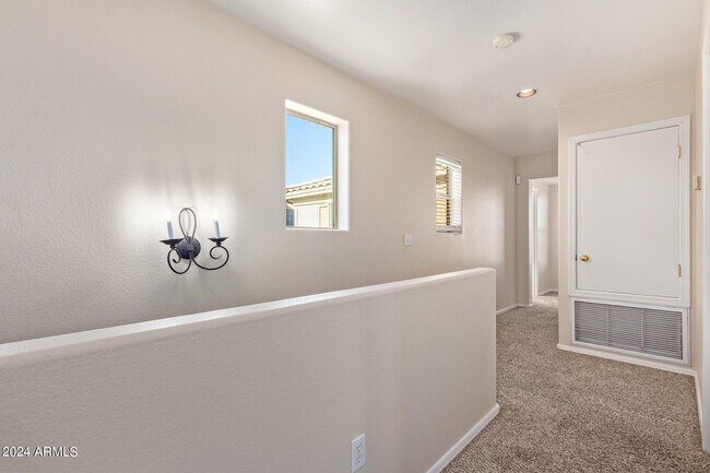 Building Photo - 17255 N 184th Dr