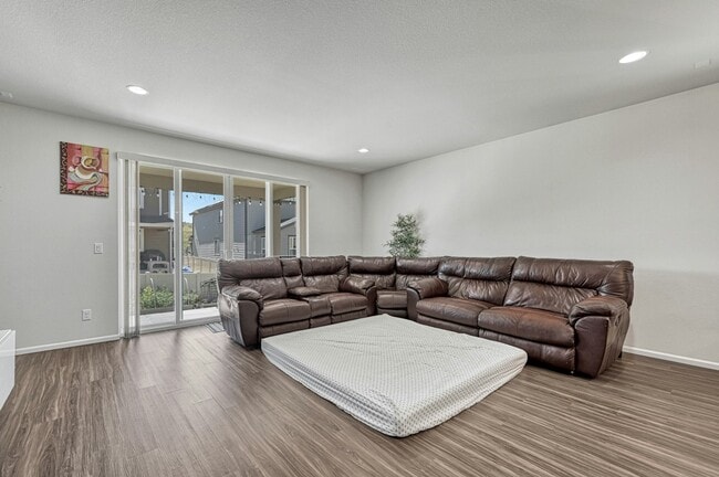 Building Photo - 17770 E Anthem Dr
