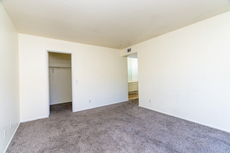 Building Photo - 21314 Nandina Ln