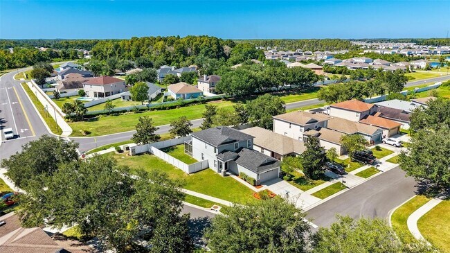Building Photo - 10238 Perthshire Cir